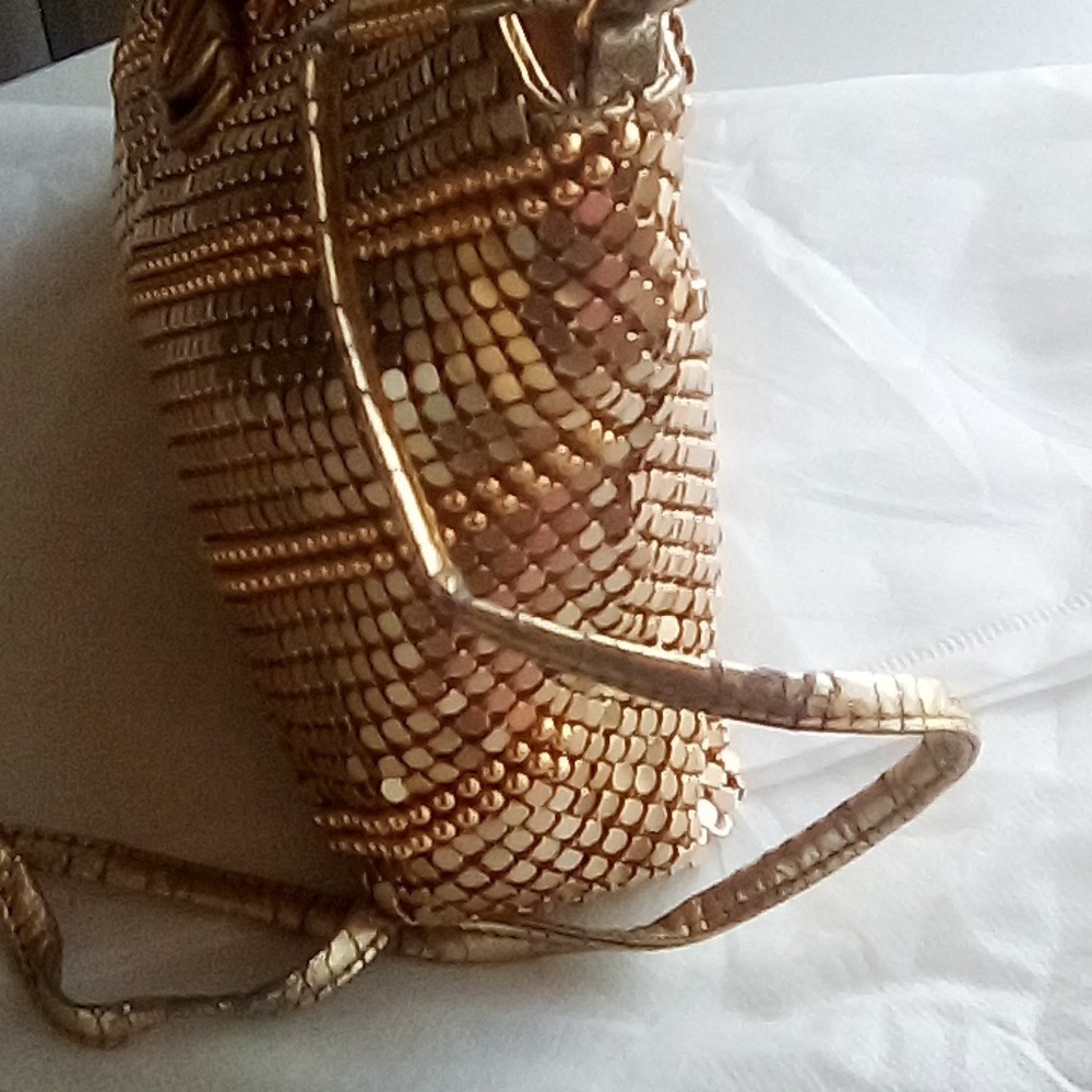 Authentic Gucci Monogram Hardware Gold Mesh Link Crossbody Bag - Picture 13 of 17
